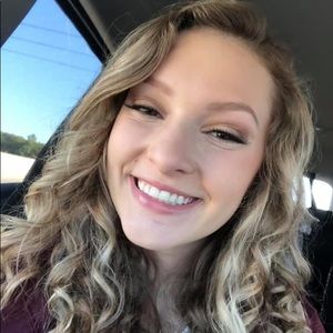 Meet your Posher, Grace